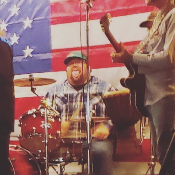 Meet your Posher, Troi - Picture 4 of 8